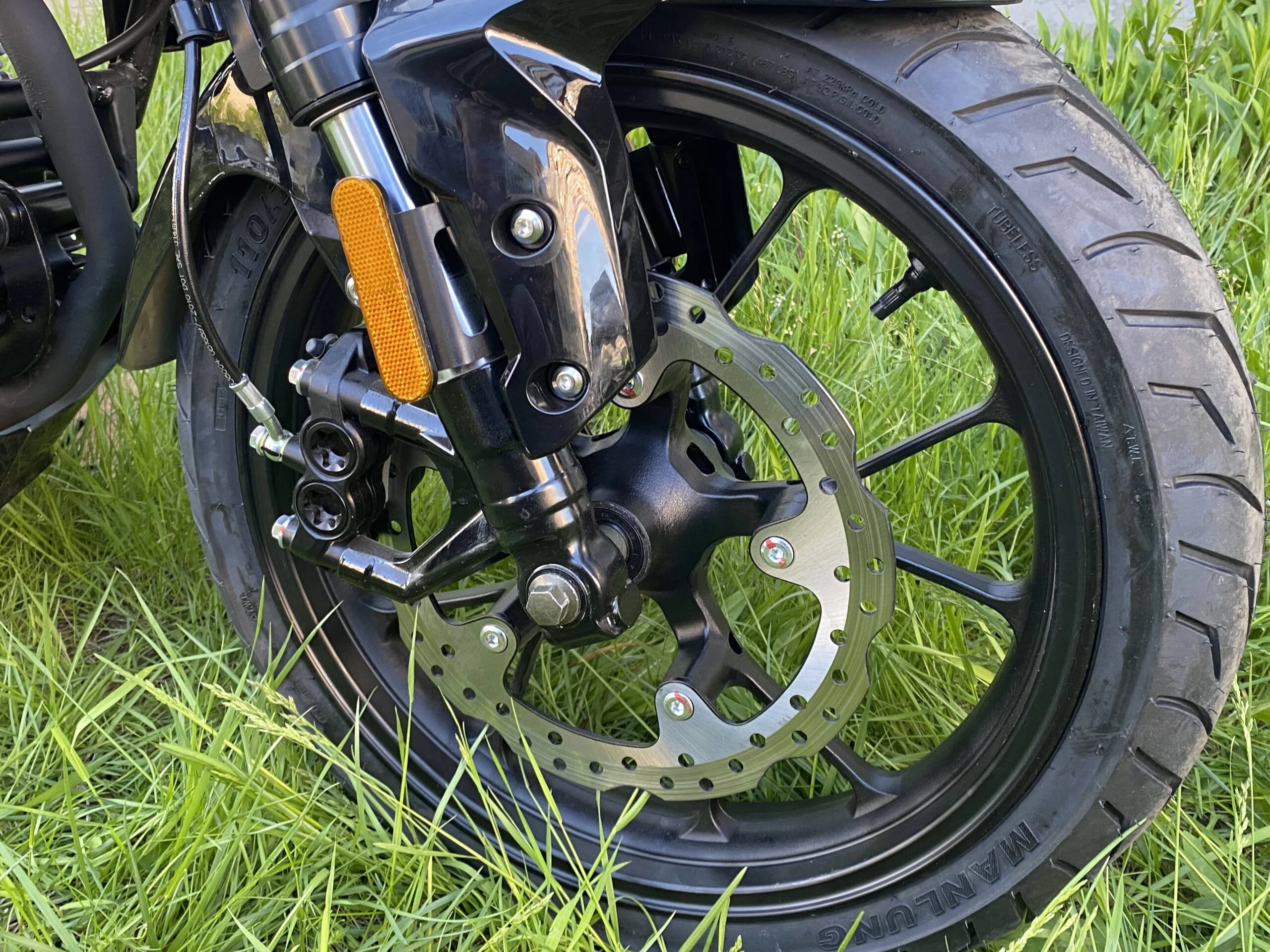 Мотоцикл HIRO купить по низкой цене в магазине MAXMOTO