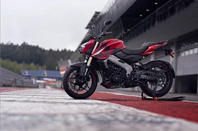 Мотоцикл BAJAJ Pulsar NS400Z